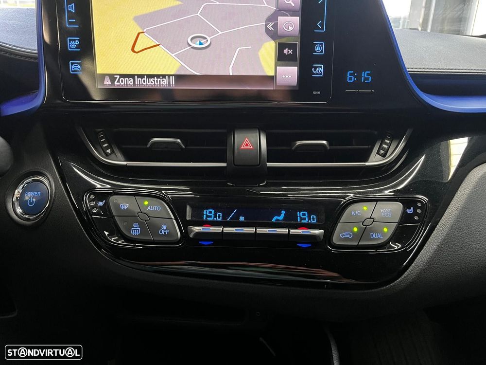 Toyota C-HR 1.8 Hybrid Square Collection - 17