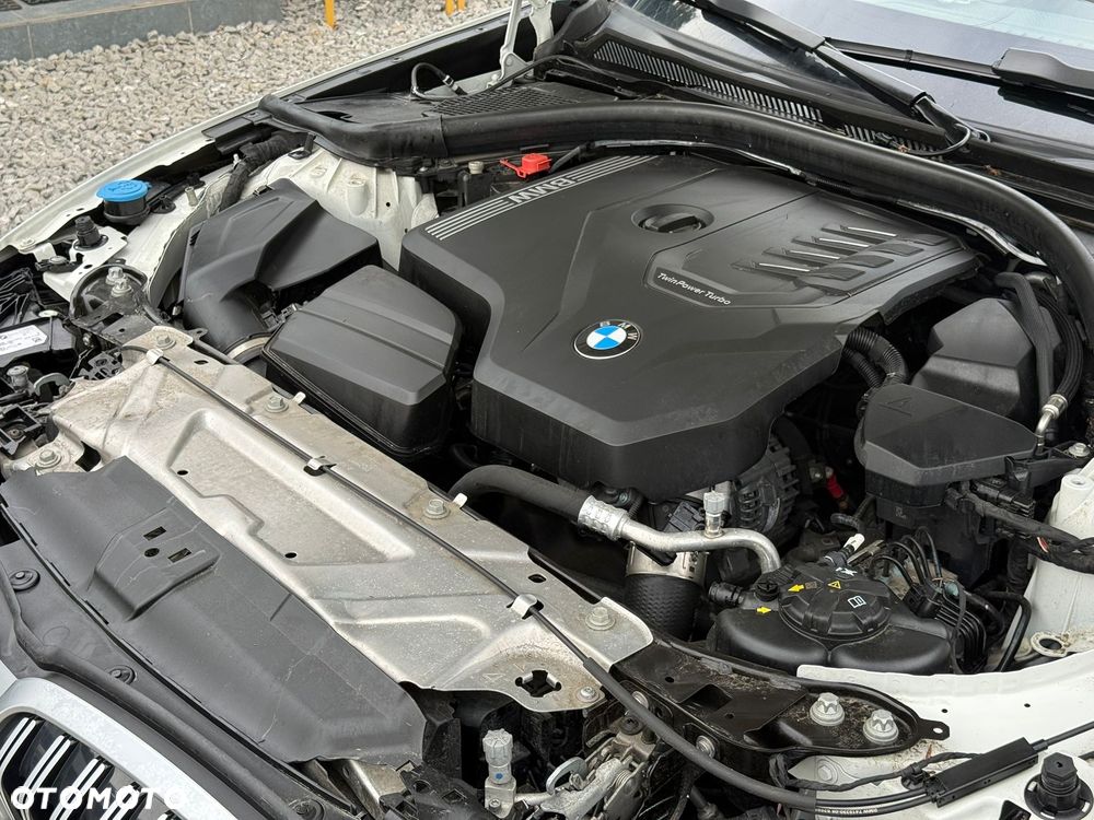 BMW Seria 3 318i M Sport - 6