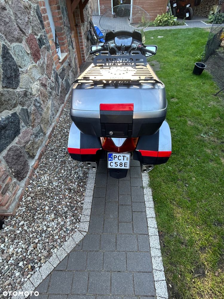 Honda ST - 7