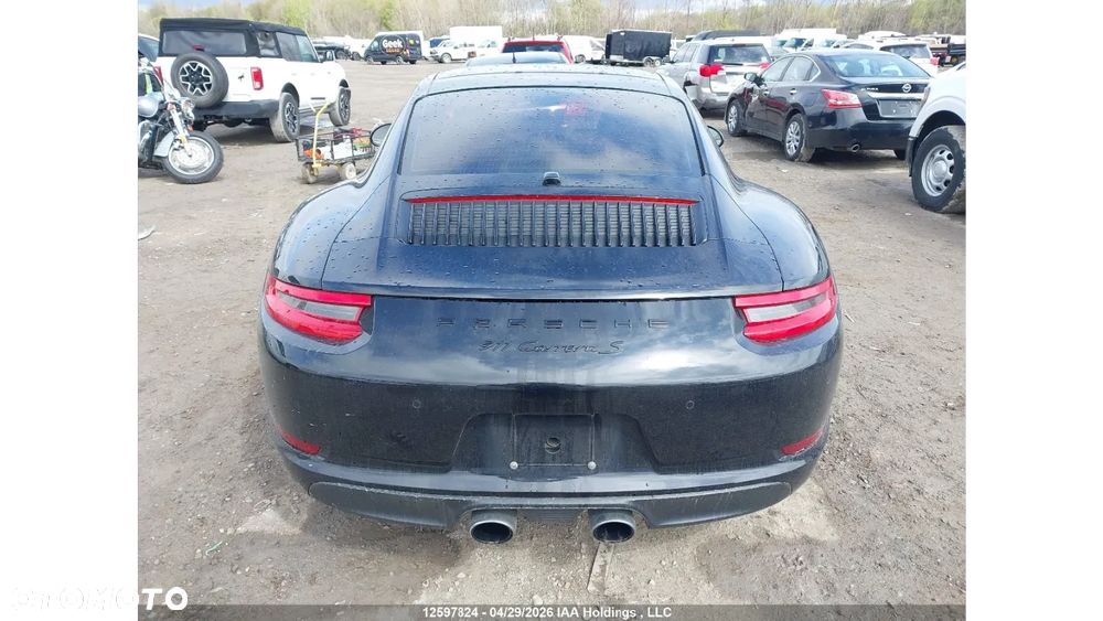 Porsche 911 Carrera S PDK - 9