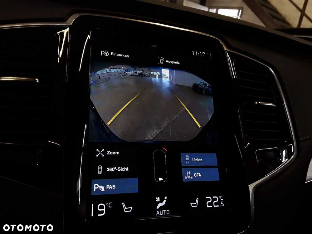 Volvo XC 90 T8 AWD Plug-In Hybrid R-Design 7os - 16