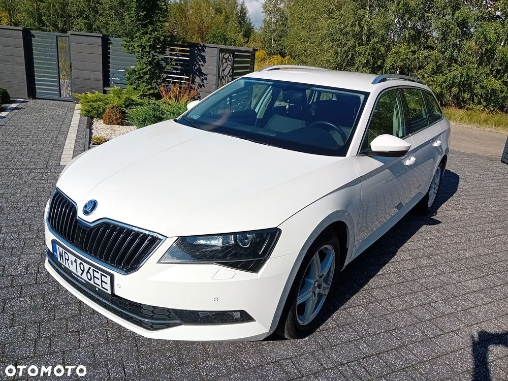 Skoda Superb 2.0 TDI Ambition - 1
