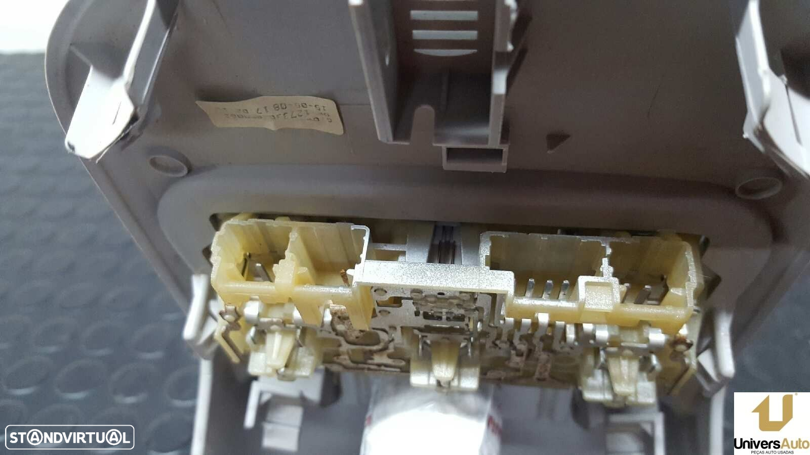 LUZ INTERIOR PEUGEOT 308 1.6 16V HDI FAP - 3
