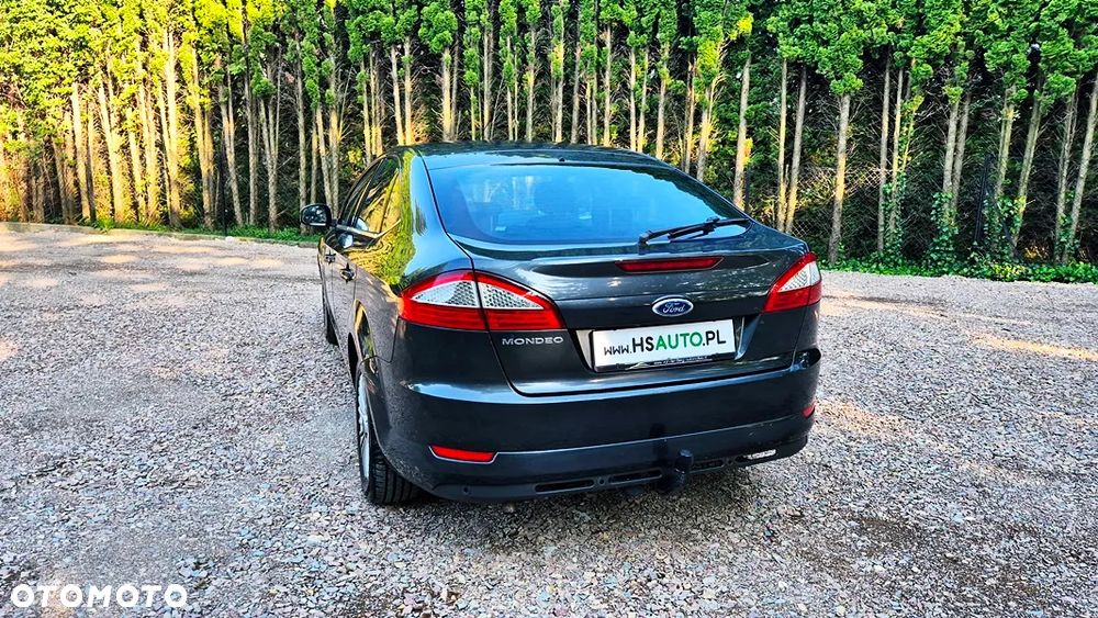 Ford Mondeo 2.0 Ghia X100 / X - 18