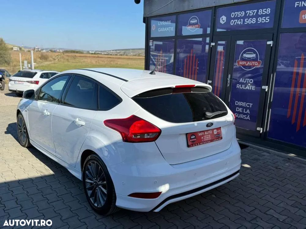 Ford Focus 1.5 EcoBoost Start-Stopp-System ST-Line - 6