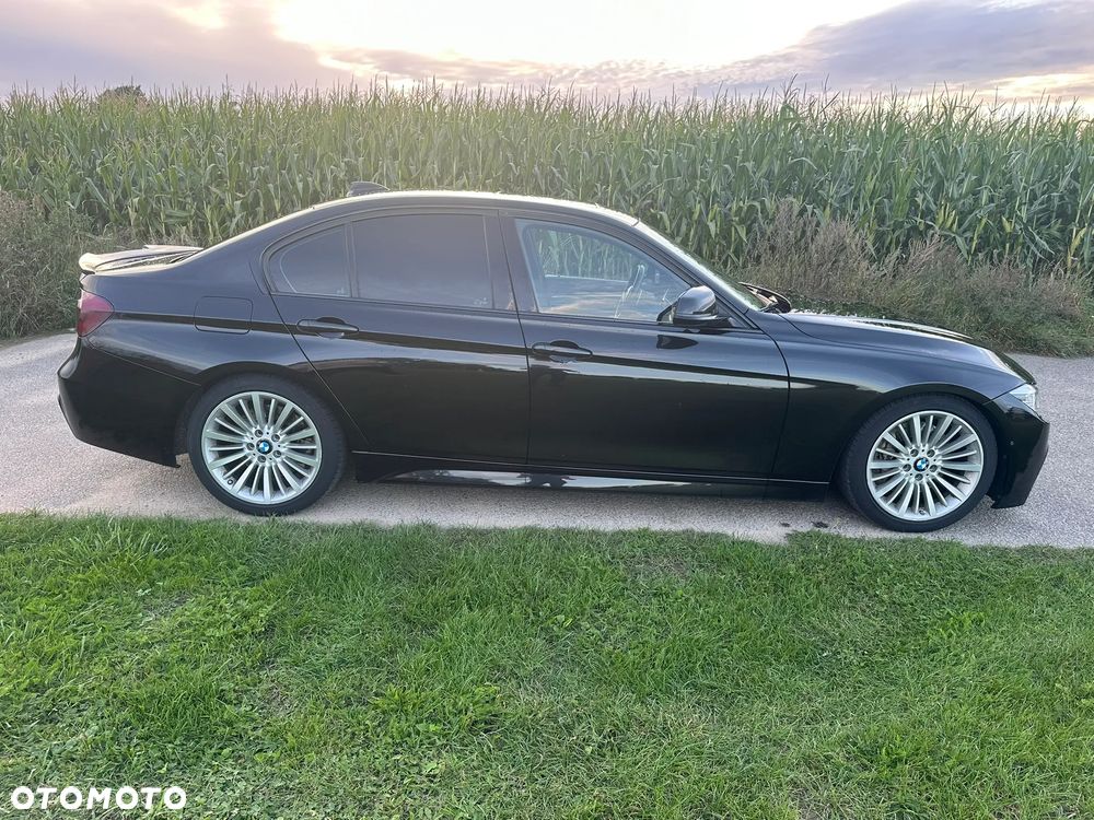 BMW Seria 3 340i xDrive Edition M Sport Shadow - 7