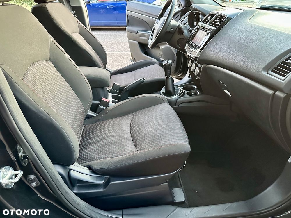 Mitsubishi ASX 1.6 Black Edition - 21