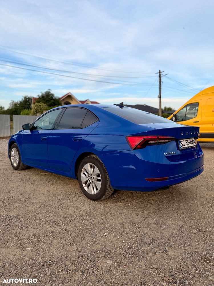 Skoda Octavia 2.0 TDI DSG Ambition - 7