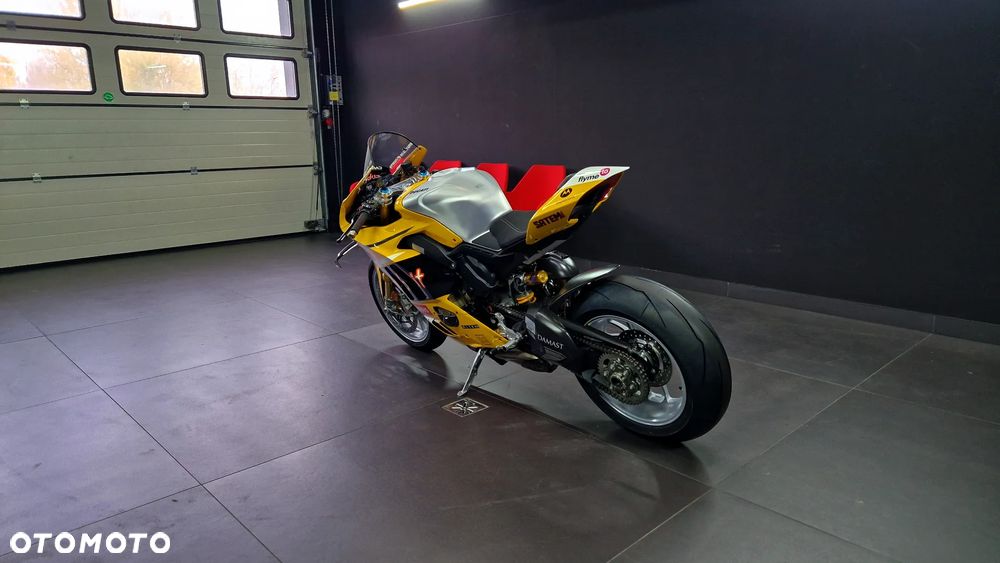 Ducati Panigale V4S - 5