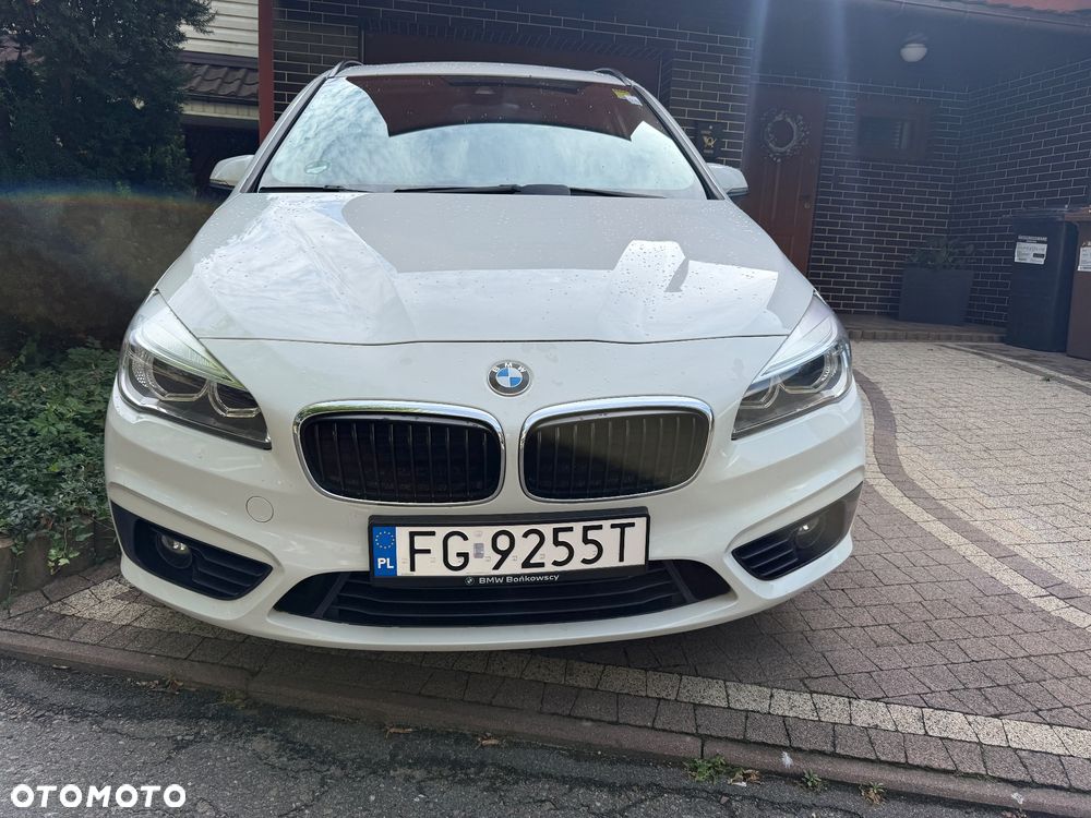 BMW Seria 2 220d Sport Line - 3
