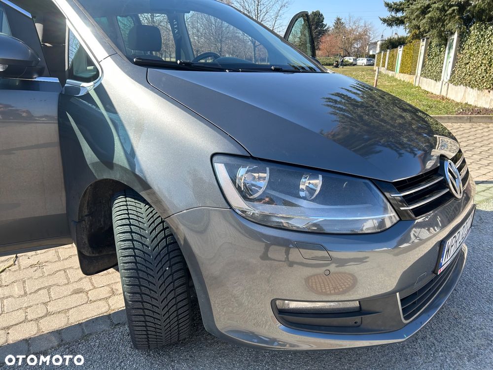 Volkswagen Sharan 2.0 TDI 4MOTION Blue Motion Life - 10