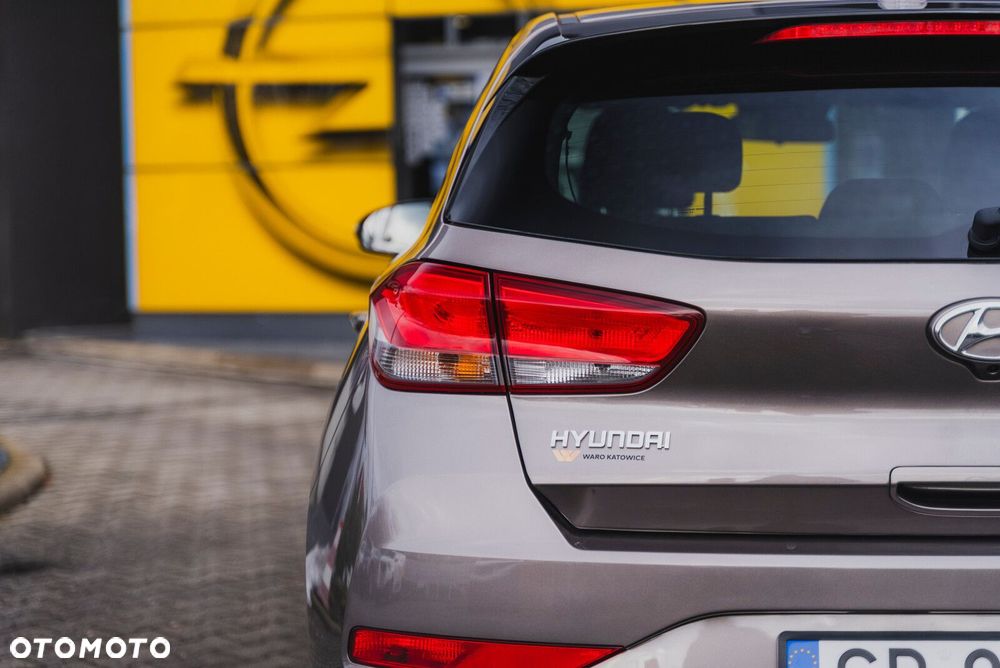 Hyundai i30 1.0 T-GDI Smart - 10