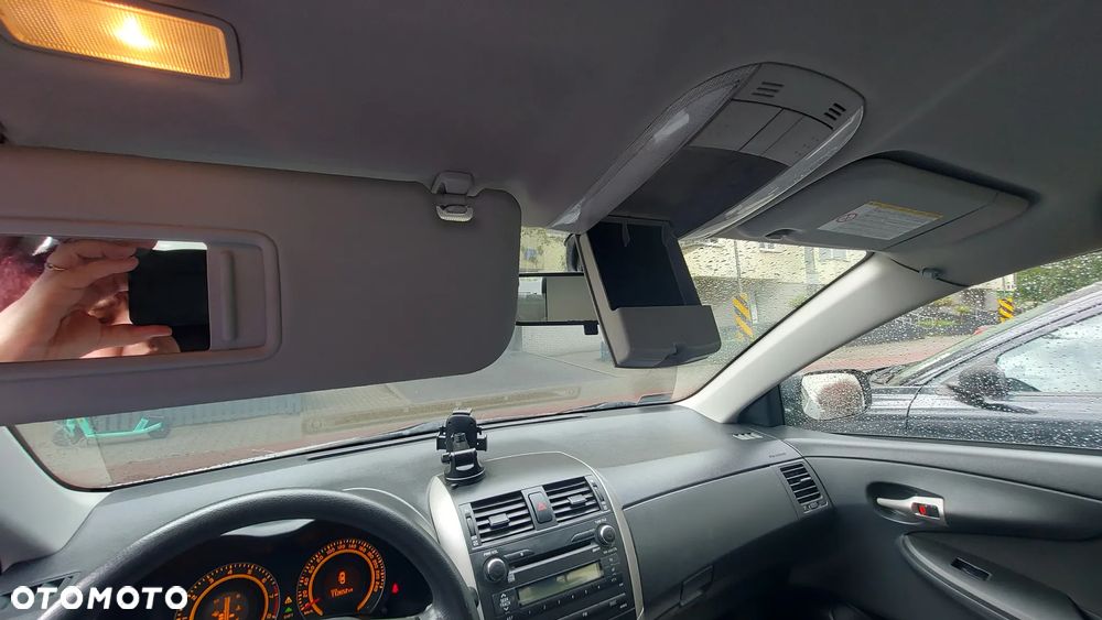 Toyota Corolla 1.6 Luna - 12