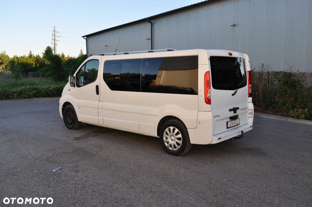 Opel Vivaro - 7