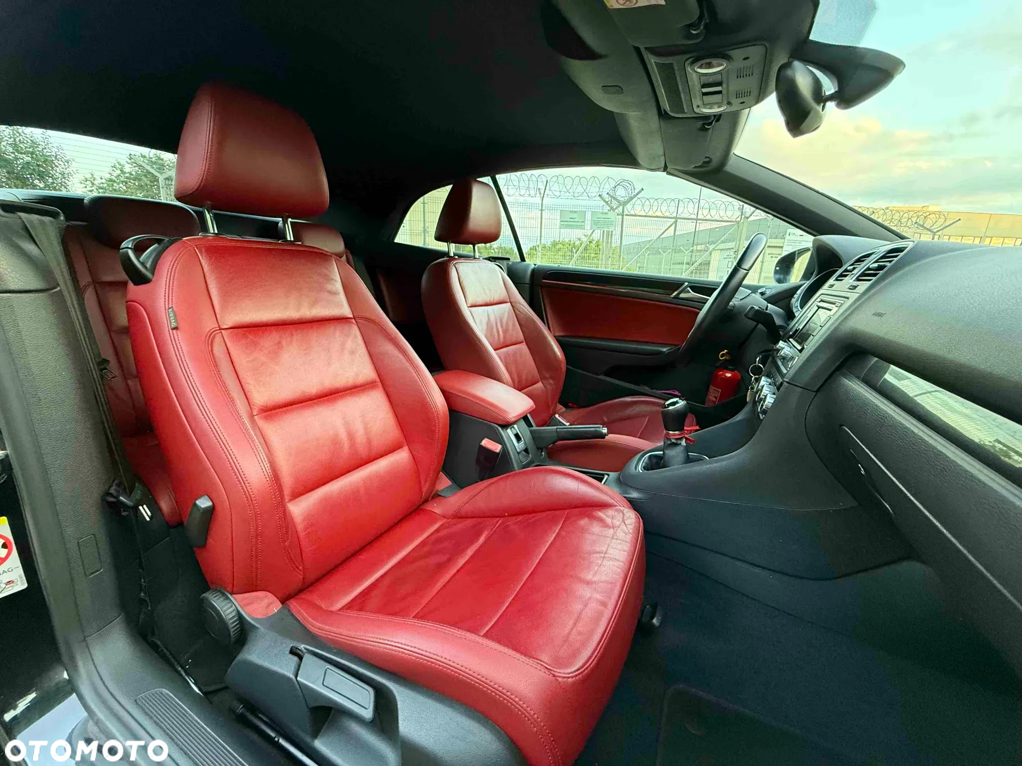 Volkswagen Golf - 14