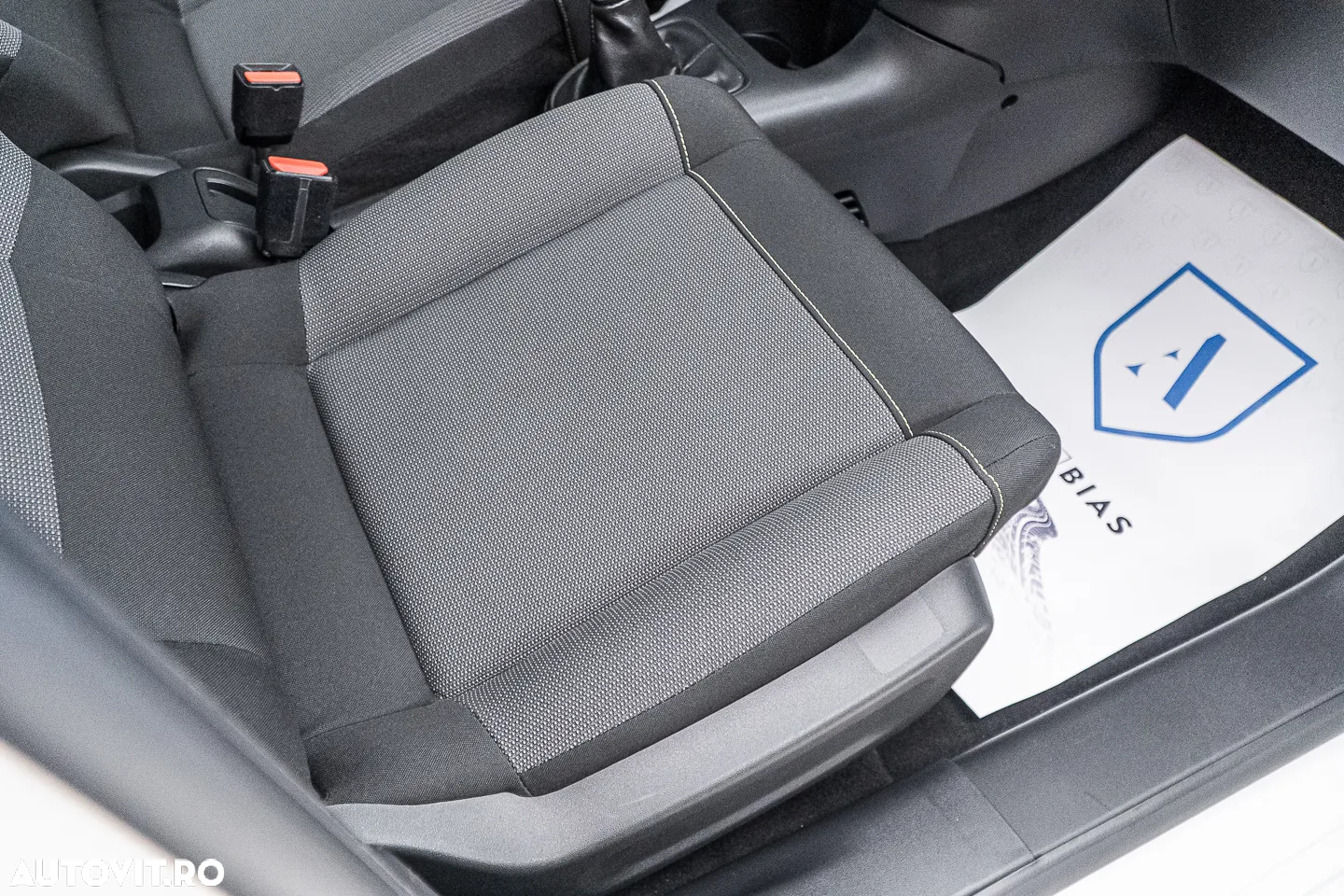 Citroën C3 1.2 PureTech S&S BVM5 Shine - 39