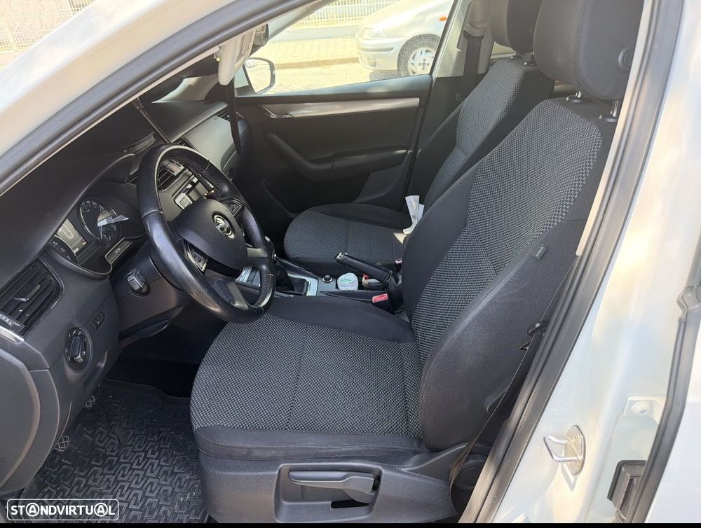 Skoda Octavia 1.6 TDI Greenline - 11
