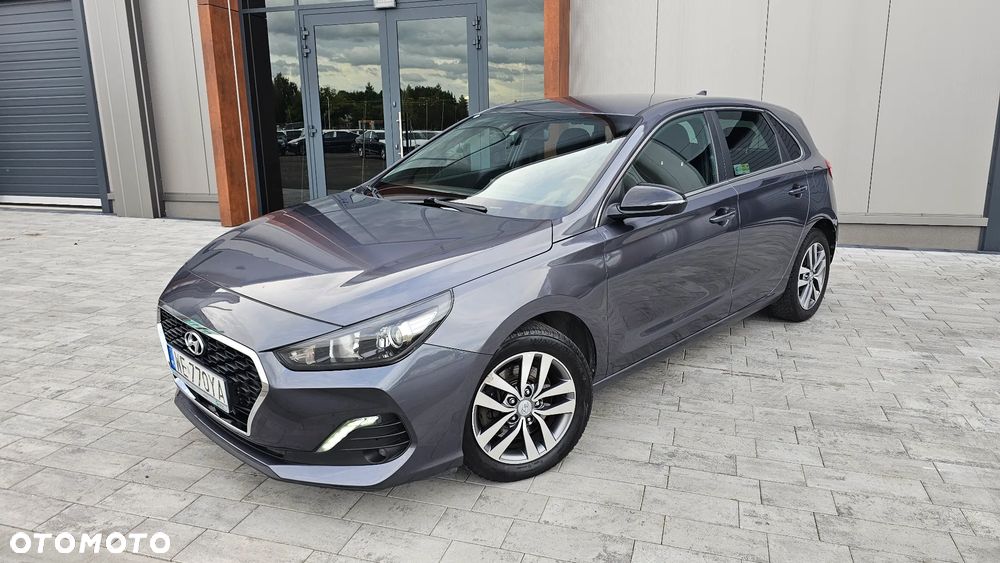 Hyundai i30 1.4 T-GDI Premium DCT - 2