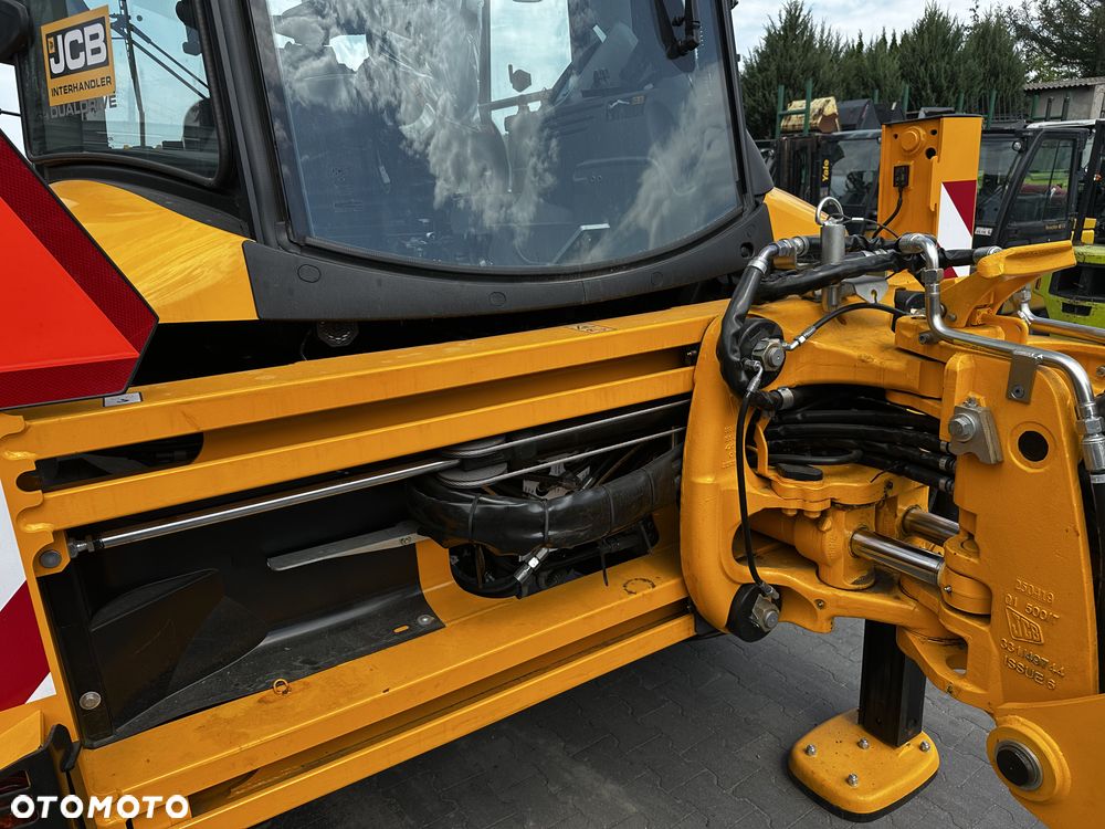 JCB 3CX PRO - 18