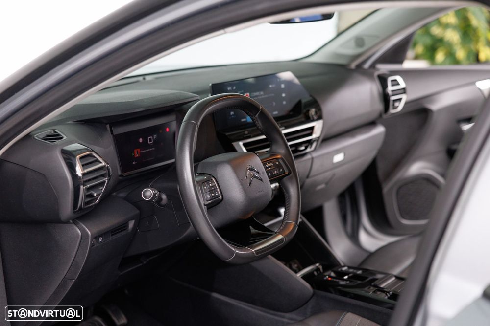 Citroën C4 1.2 PureTech Shine EAT8 - 8