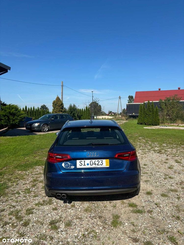 Audi A3 Sportback - 3