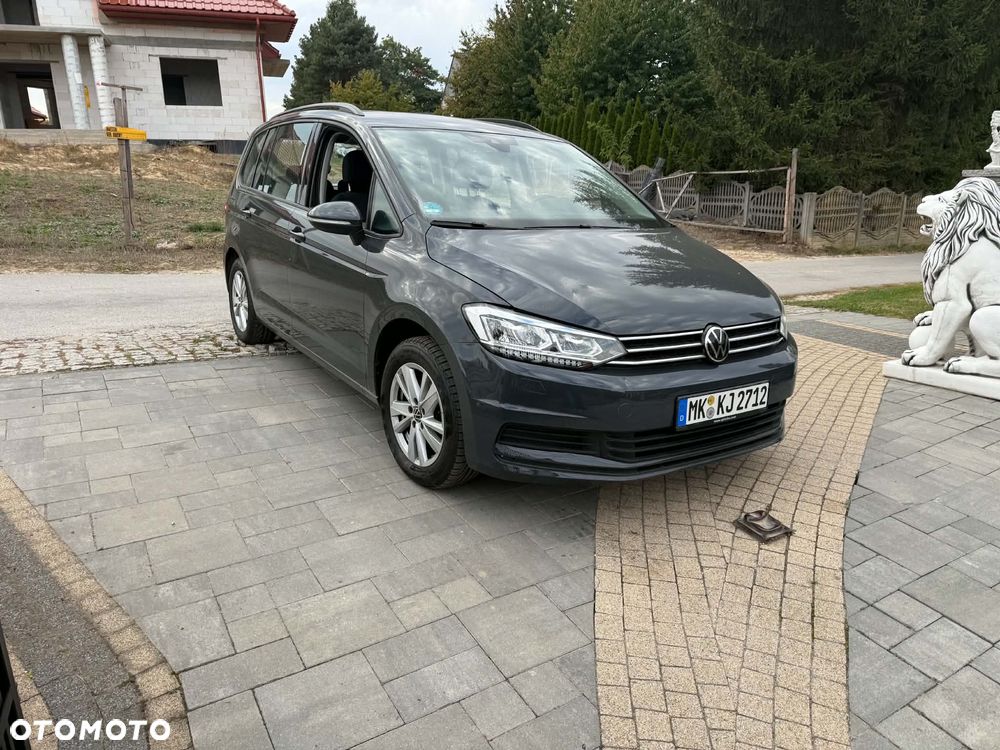 Volkswagen Touran - 2