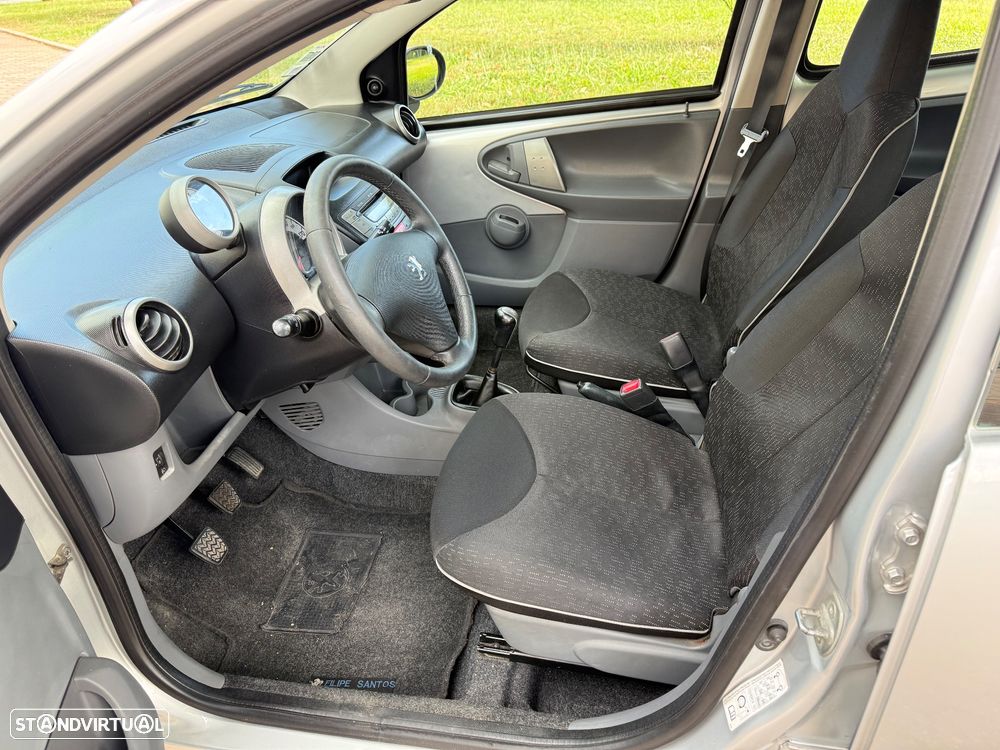 Peugeot 107 1.0 Black&Silver - 9
