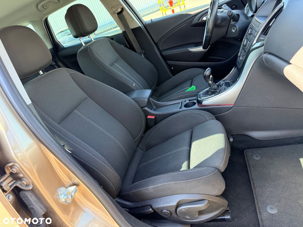 Opel Astra 1.6 SIDI Turbo ecoFLEX Start/Stop Innovation - 27