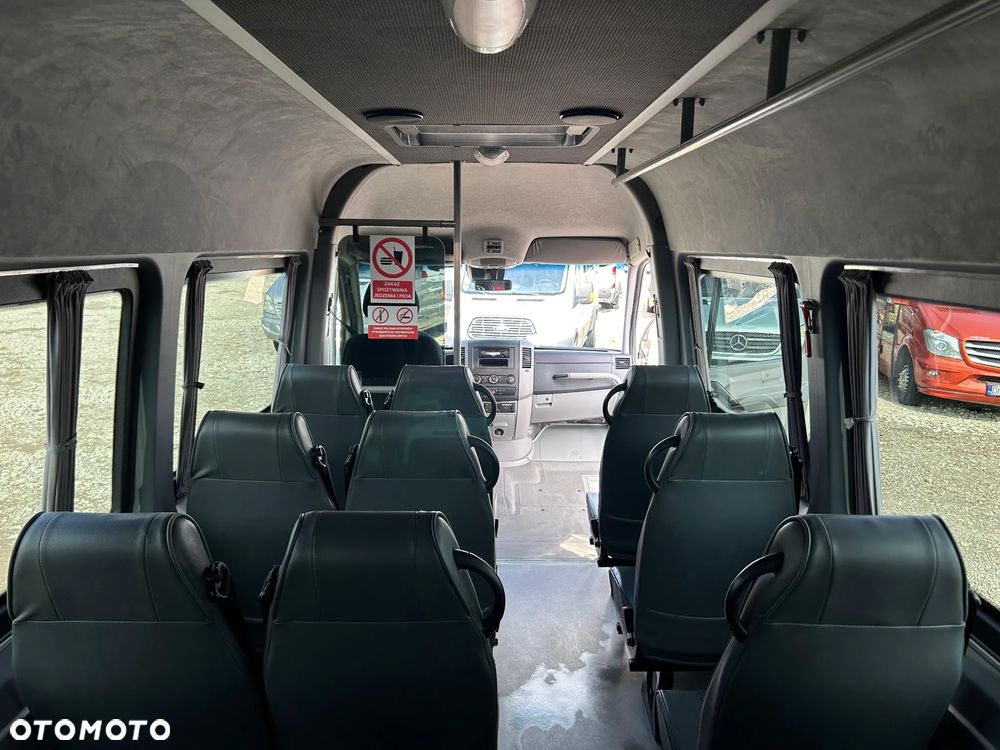 Mercedes-Benz Sprinter 519 - 19