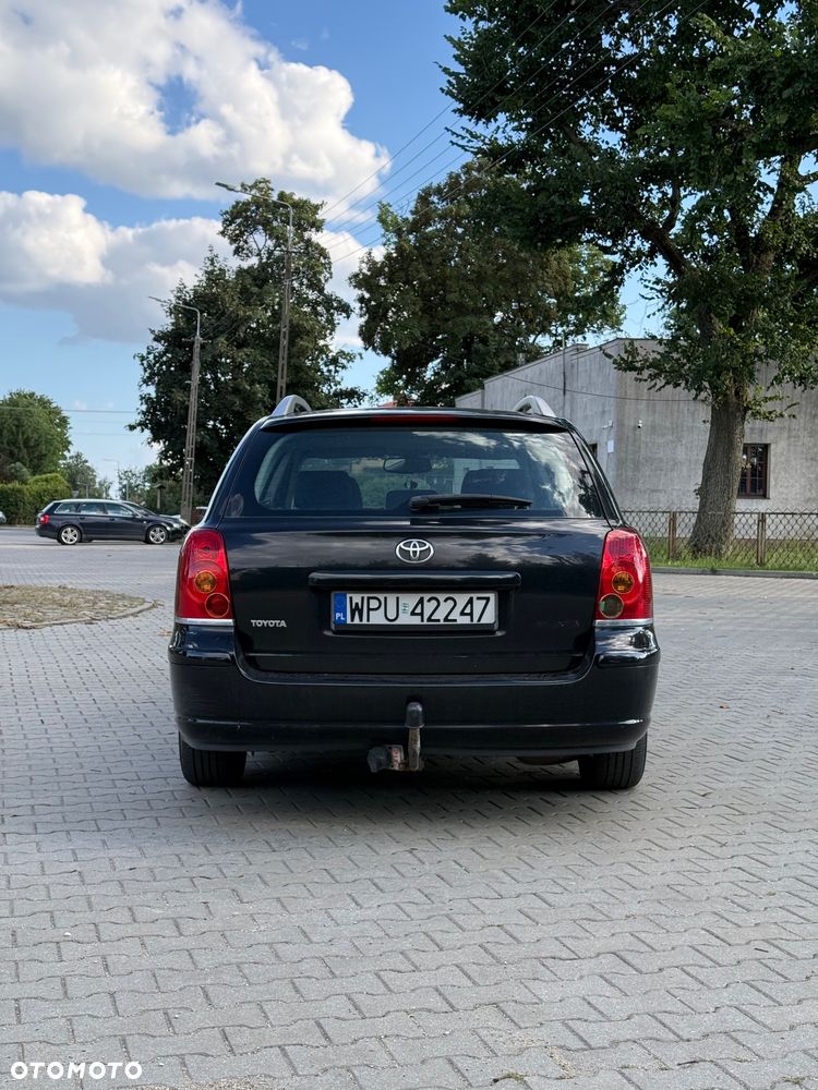 Toyota Avensis 1.8 VVT-i Combi - 5