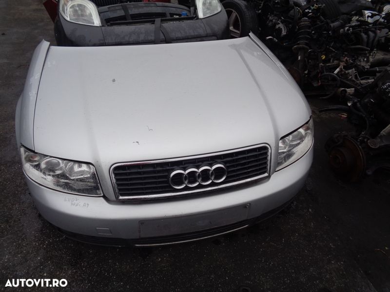 Vand fata completa audi a 4 - 1