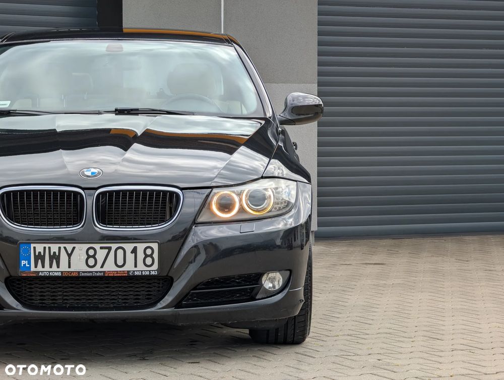 BMW Seria 3 318d Sport Line - 6