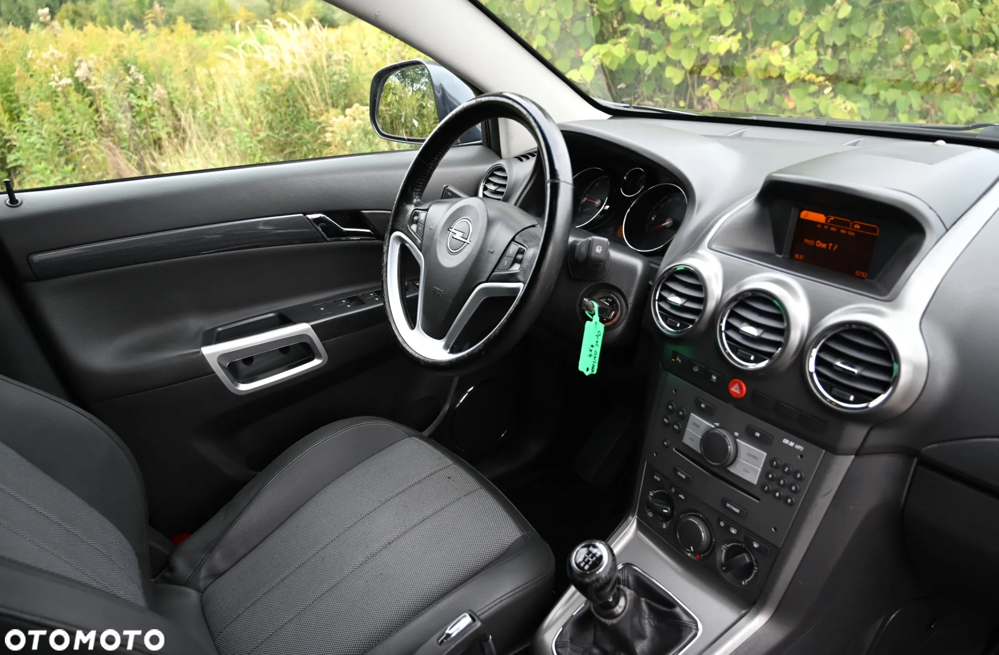 Opel Antara - 24
