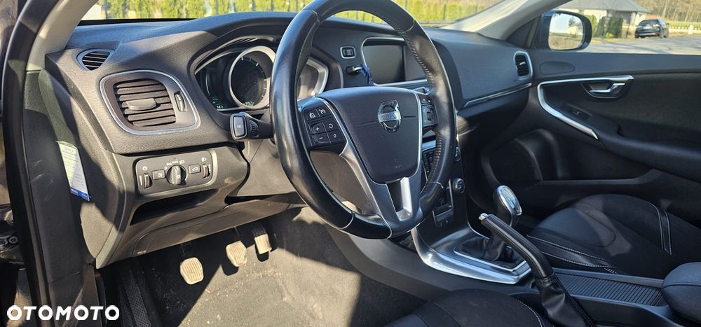 Volvo V40 - 19