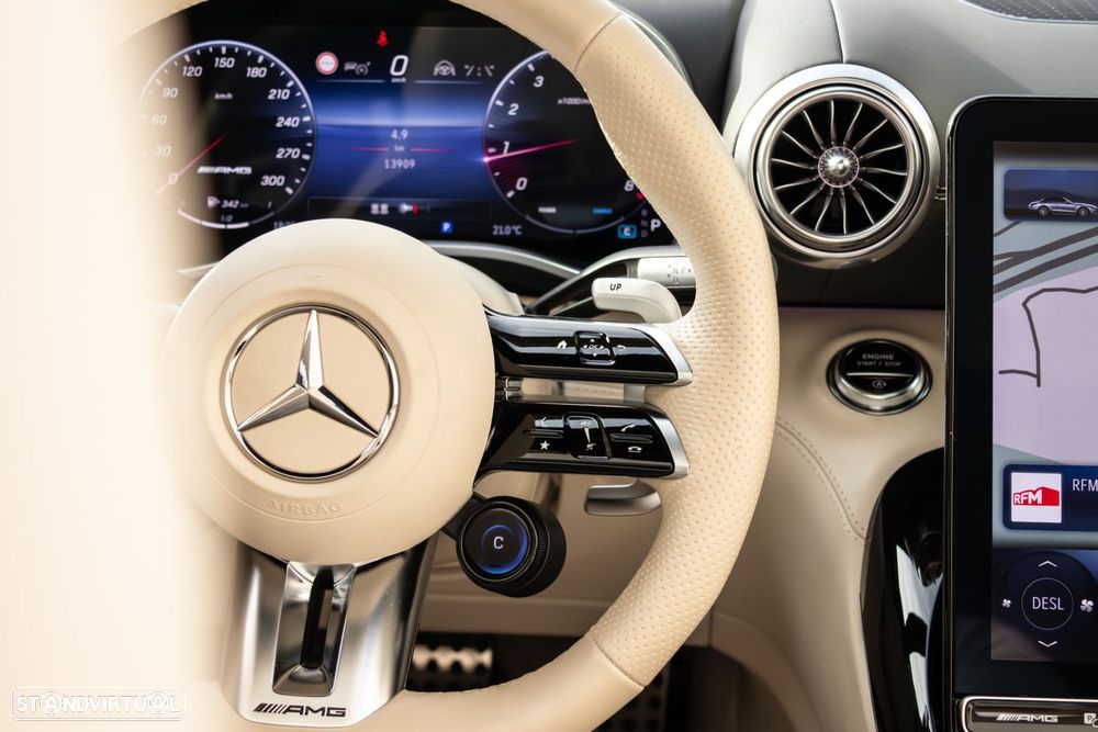 Mercedes-Benz SL 43 AMG - 24