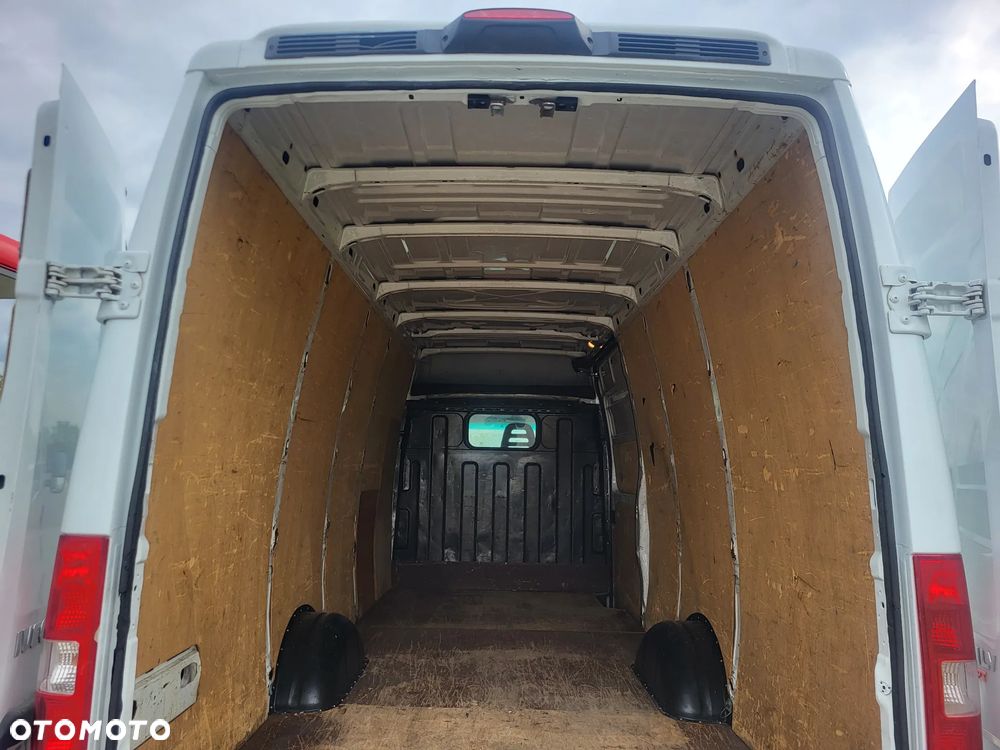 Iveco Daily - 36
