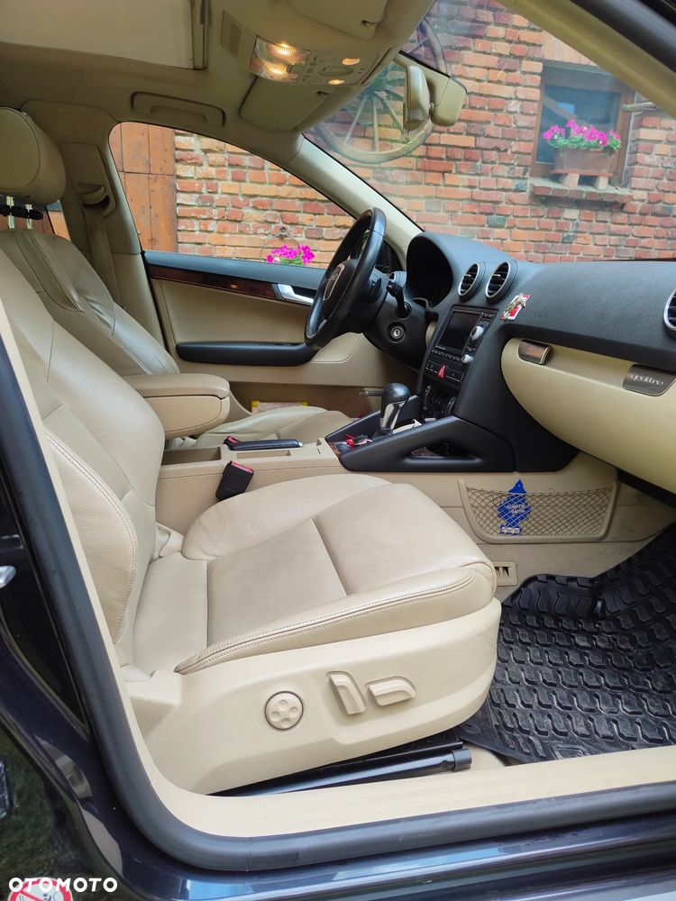 Audi A3 Sportback 3.2 quattro (DSG) S tronic Ambition - 3