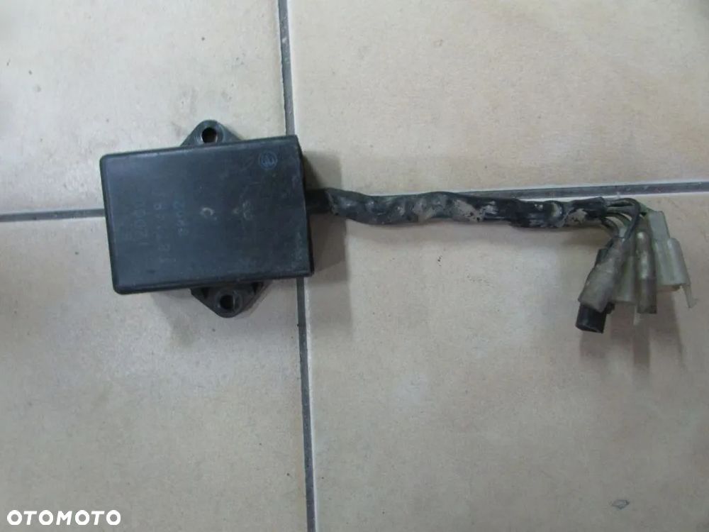 Suzuki DR600 moduł sterownik komputer - 1