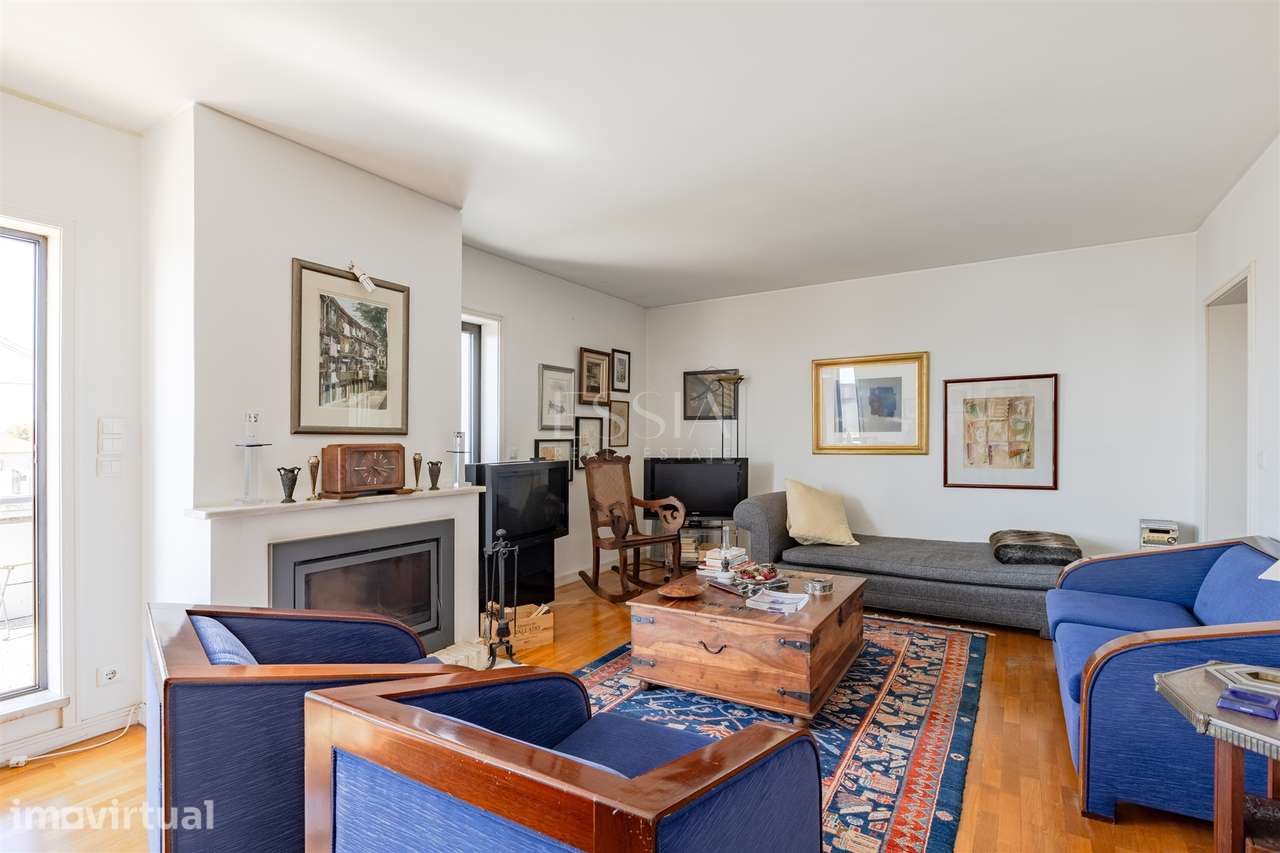 Apartamento T5 Duplex com Vistas Panorâmicas, na Foz do Douro - Grande imagem: 3/37