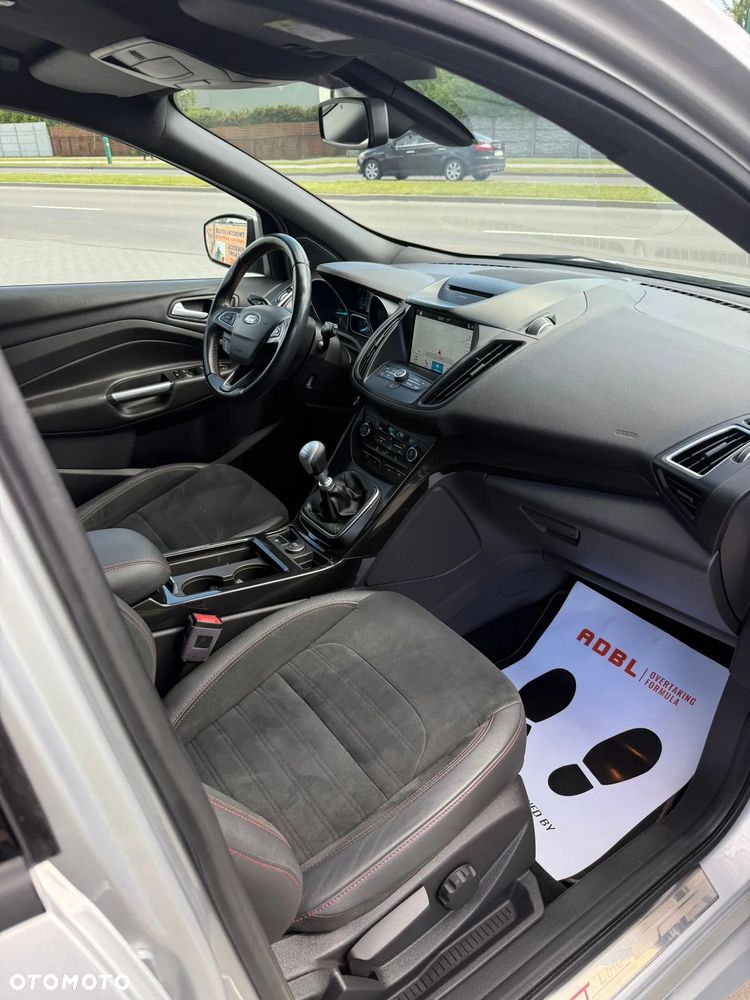 Ford Kuga 2.0 TDCi 2x4 ST-Line - 7