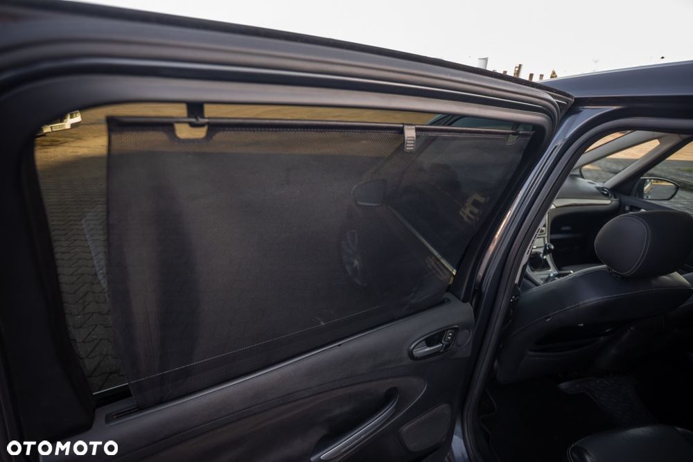 Ford Galaxy 2.2 TDCi Platinium X (Ghia) - 35