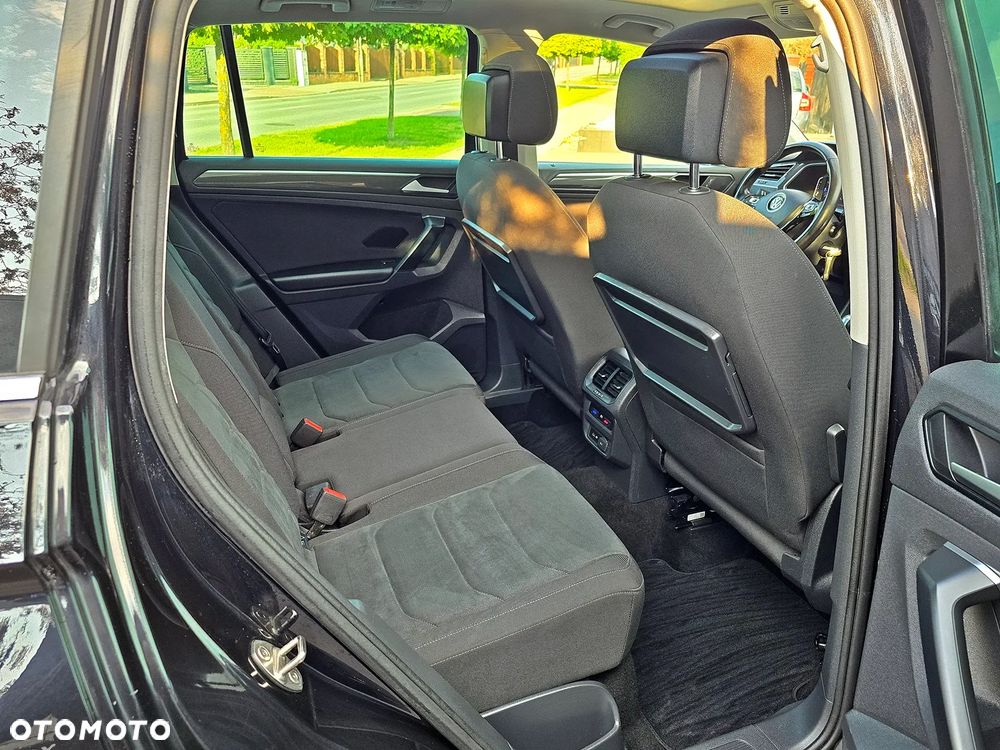 Volkswagen Tiguan 2.0 TSI 4Motion DSG OPF Highline - 23