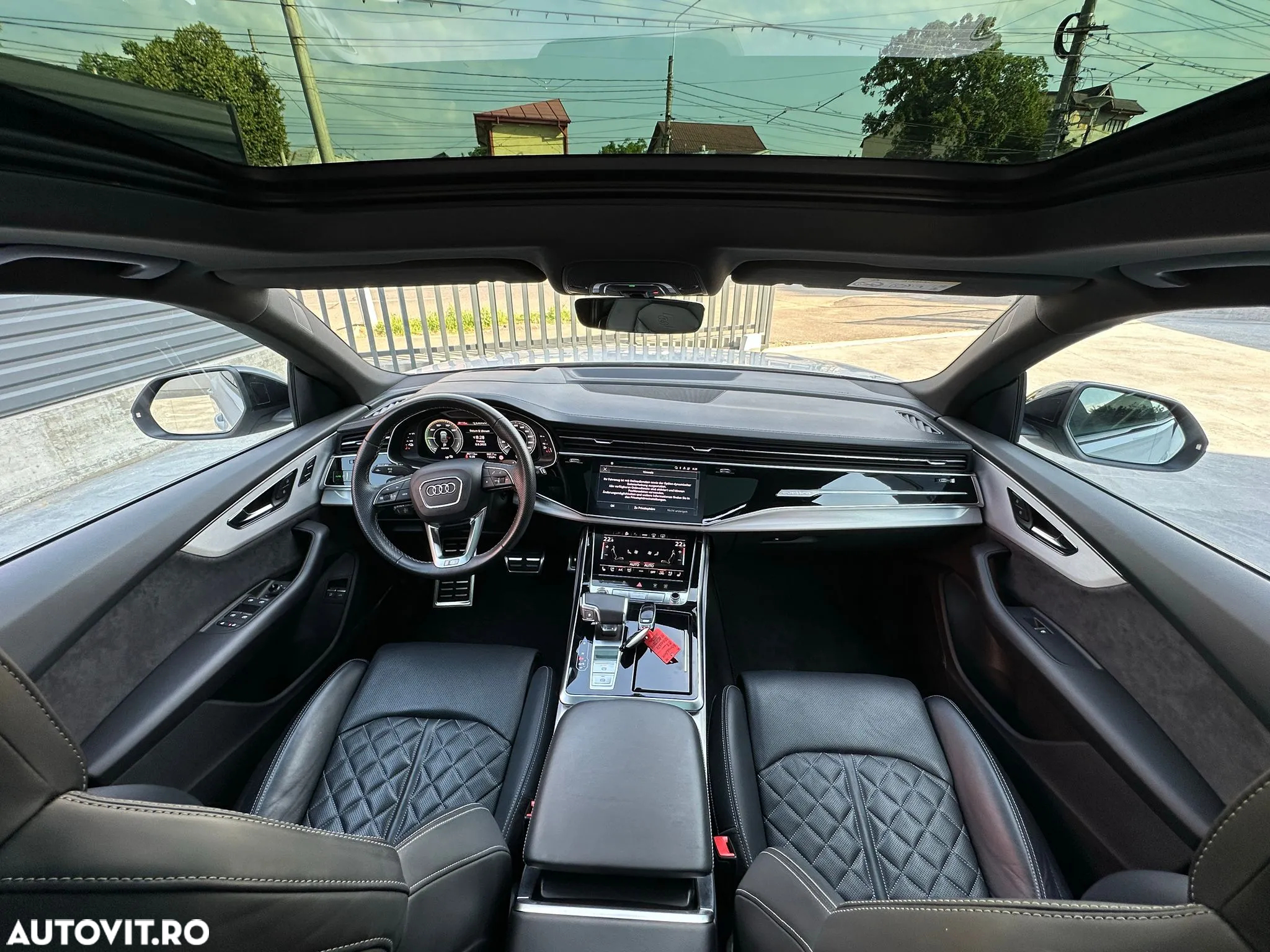 Audi Q8 - 10