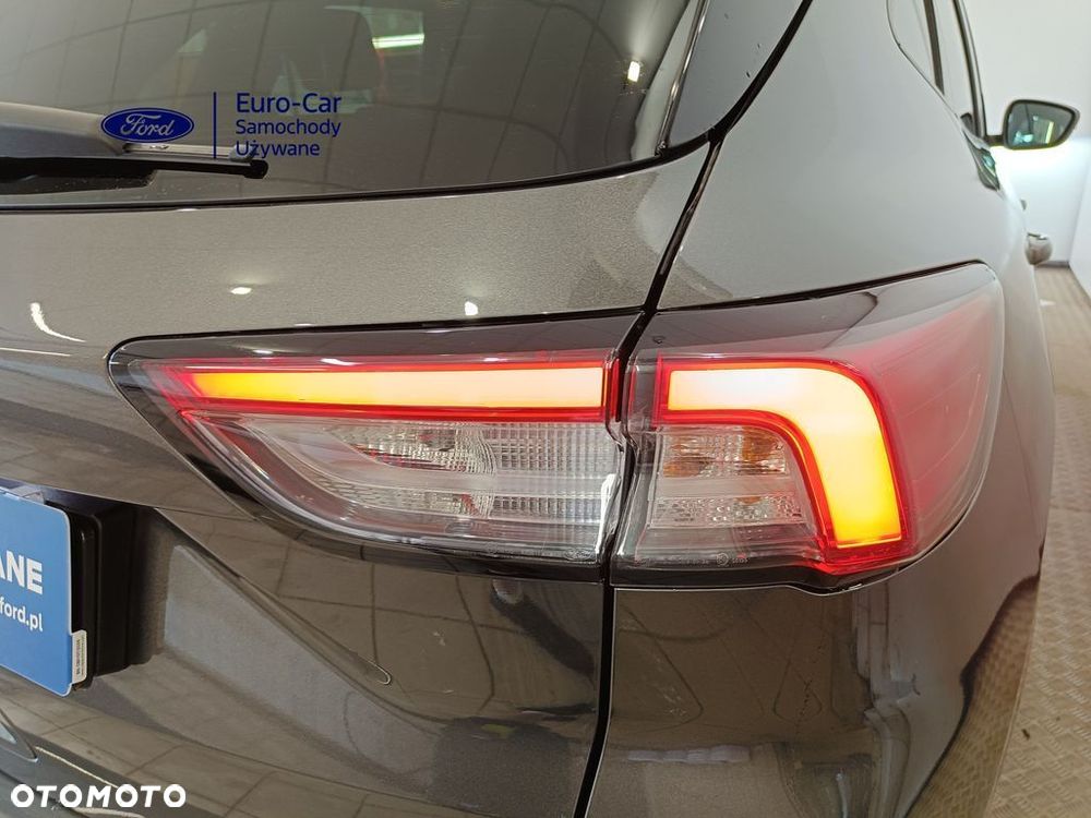 Ford Kuga 2.5 Duratec PHEV ST-LINE X - 39