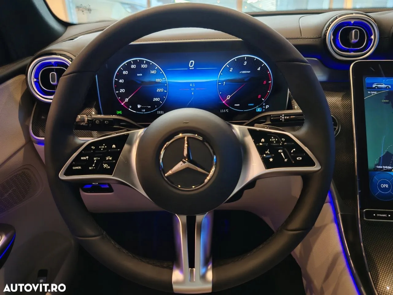 Mercedes-Benz GLC 220 d 4MATIC MHEV - 17