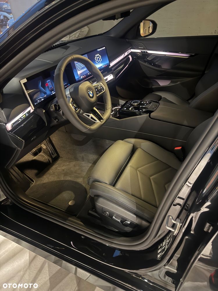 BMW Seria 5 520d xDrive mHEV M Sport - 19