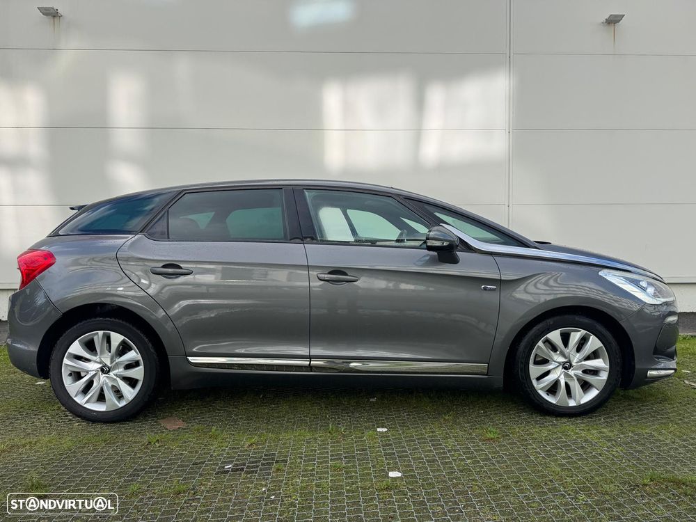 Citroën DS5 2.0 HDi Hybrid4 So Chic CMP6 - 4