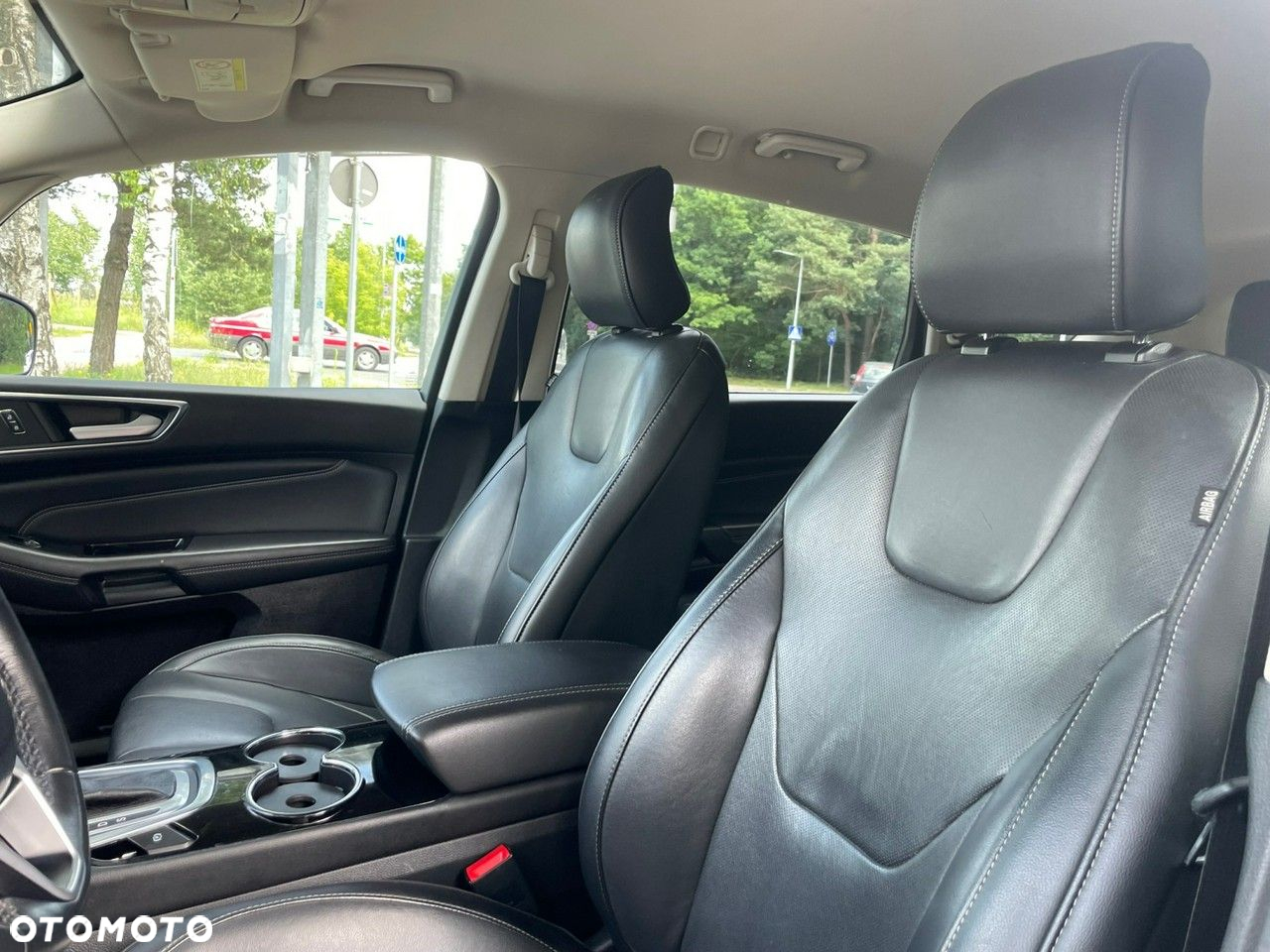Ford S-Max - 10