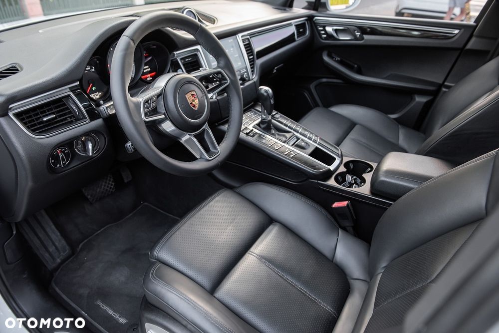 Porsche Macan S - 15