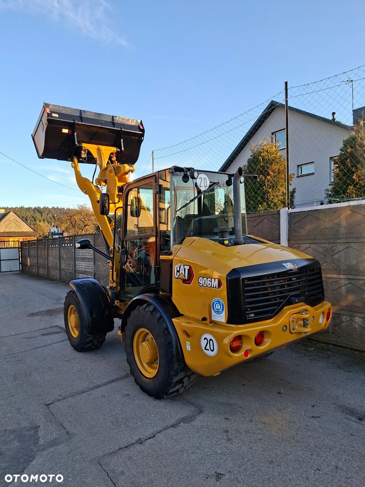 Caterpillar CAT 906 M - 17